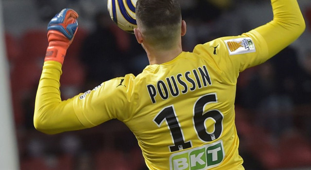 开云在线-包含亚眠遭遇连败，险些跌入法甲降级区的词条